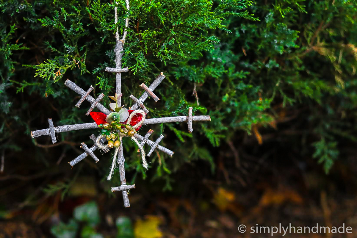 DIY Christmas Ornaments 