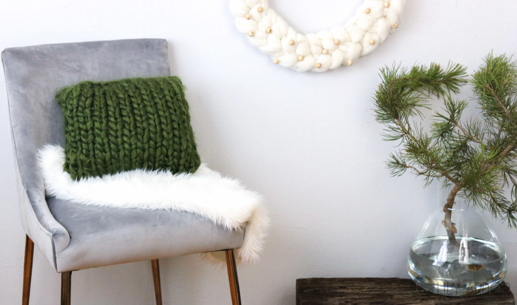 CHUNKY KNIT Throw PILLOW IN UNDER AN HOUR Lily Ardor