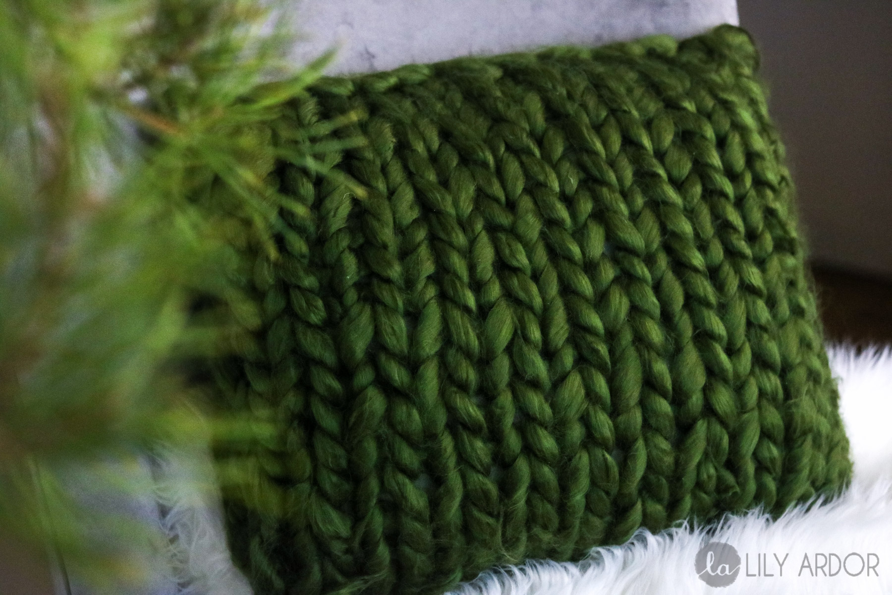 Chunky Knit Throw Pillow (part 2 of chunky knit series)