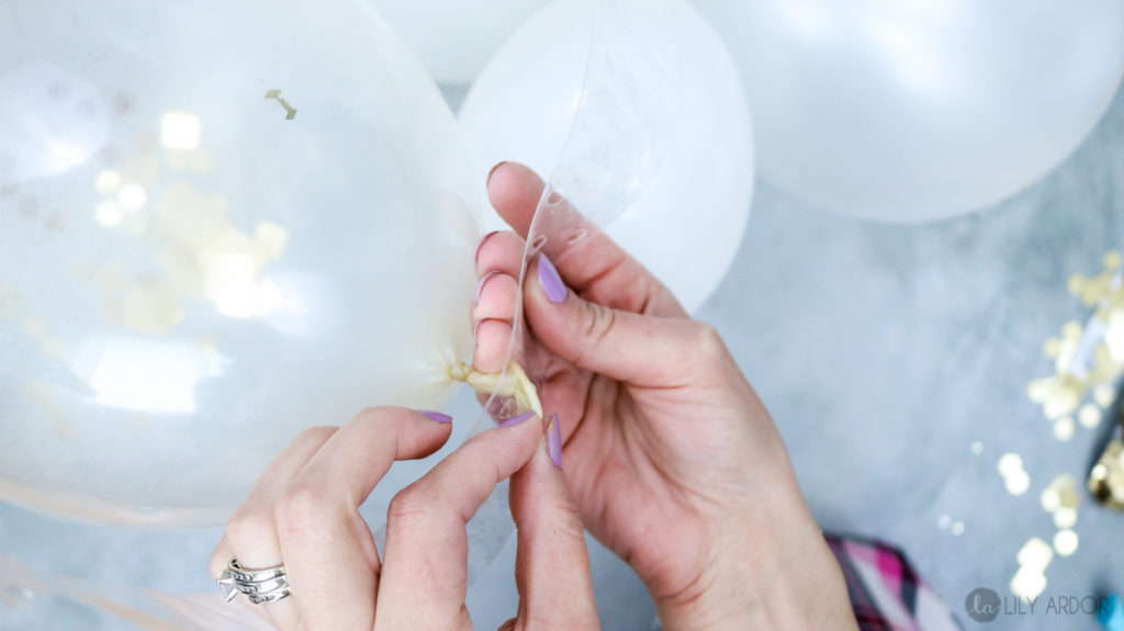 YOU WON'T BELIEVE HOW EASY IT IS TO MAKE A BALLOON ARCH