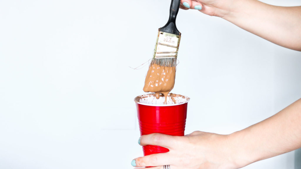 How to paint your microfiber couch to look like real leather! Lily