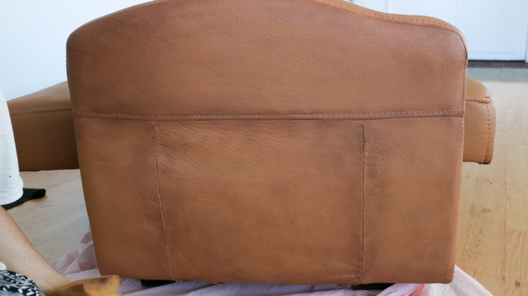 How to paint your microfiber couch to look like real leather! Lily