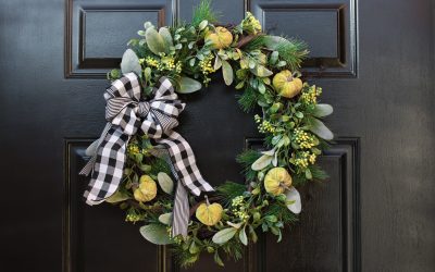 Plaid Wreath With Pumpkins DIY