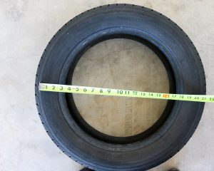 measuring a tire