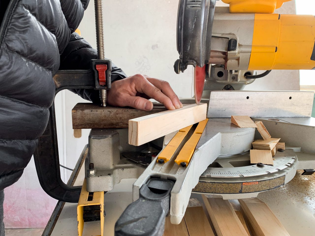 DIY Wood Star - In 5 Easy Steps ! Styled 4 Ways | Spring + Holidays