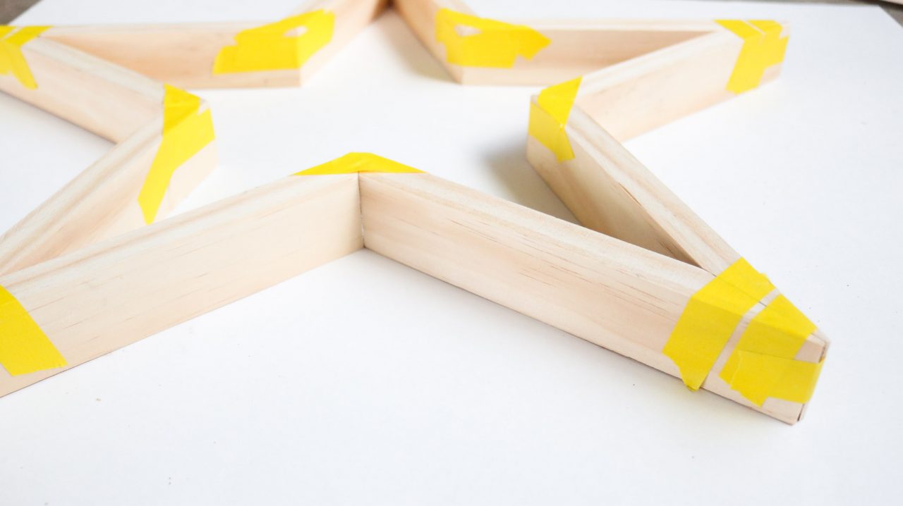 DIY Wood Star - In 5 Easy Steps ! Styled 4 Ways | Spring + Holidays