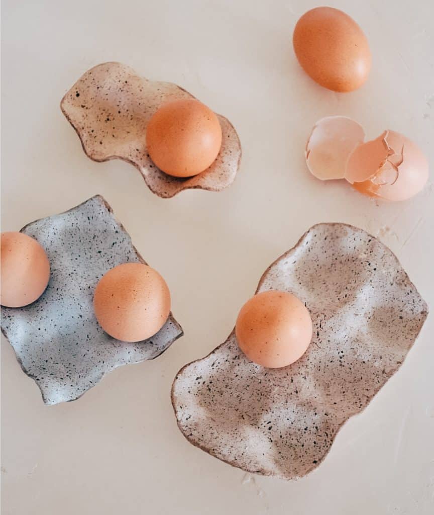 ceramic egg holder DIY