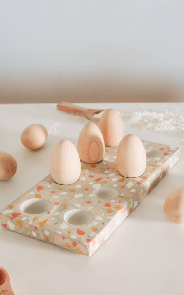 DIY egg holder