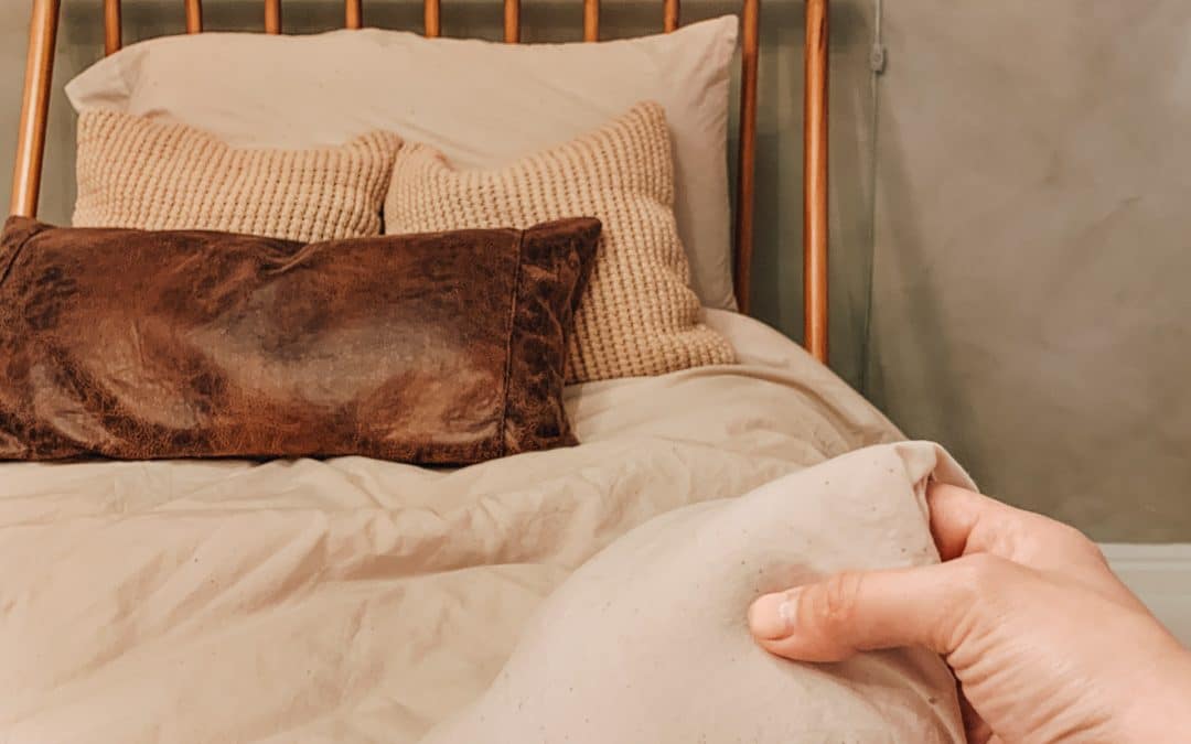 HOW TO DYE A CHEAP DUVET TO LOOK LIKE NATURAL LINEN