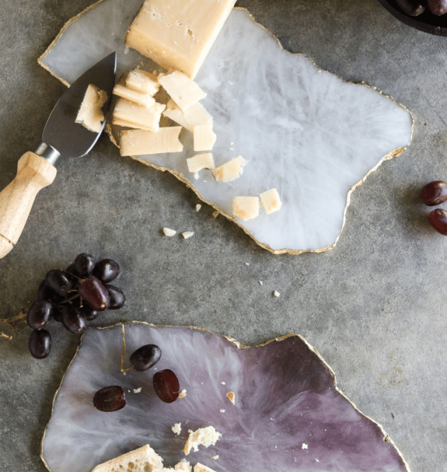 DIY RESIN AGATE SERVING BOARDS