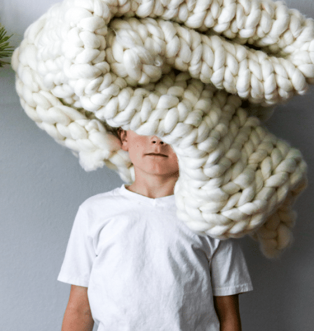 DIY Chunky Knit Blanket!